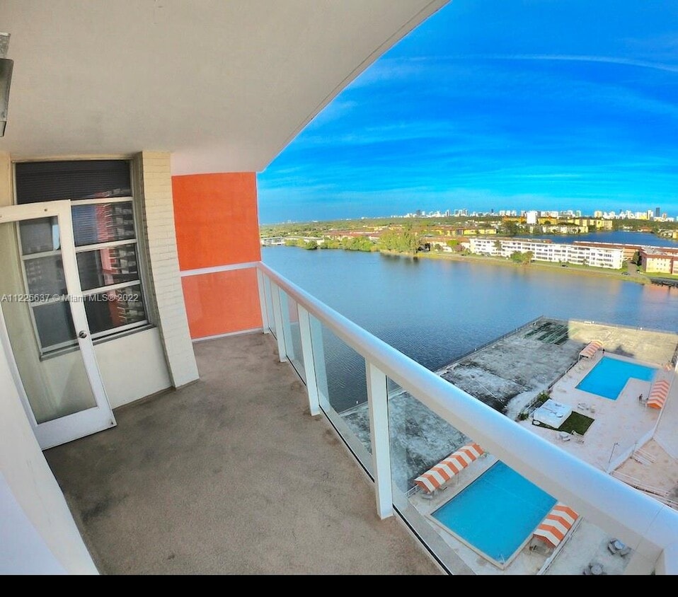 Primary Photo - 1301 NE Miami Gardens Dr