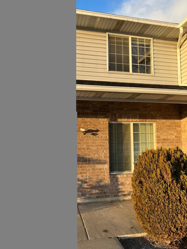 Building Photo - 1427 W 1650 N
