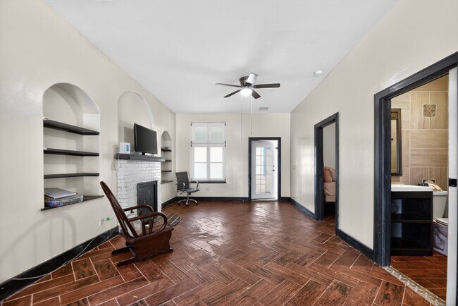 Foto del edificio - 1934 Washington St