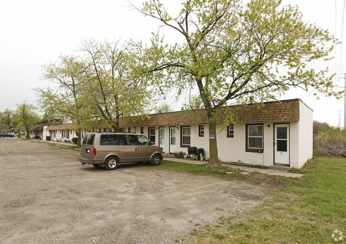 Building Photo - Cadillac Apartments