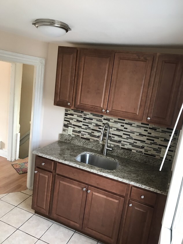 522 Saddle River Rd, Saddle Brook, NJ 07663 522 Saddle River Rd