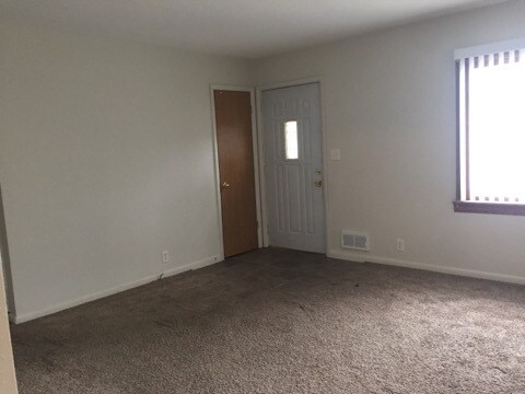 Living Room - 2023 11th Ave N