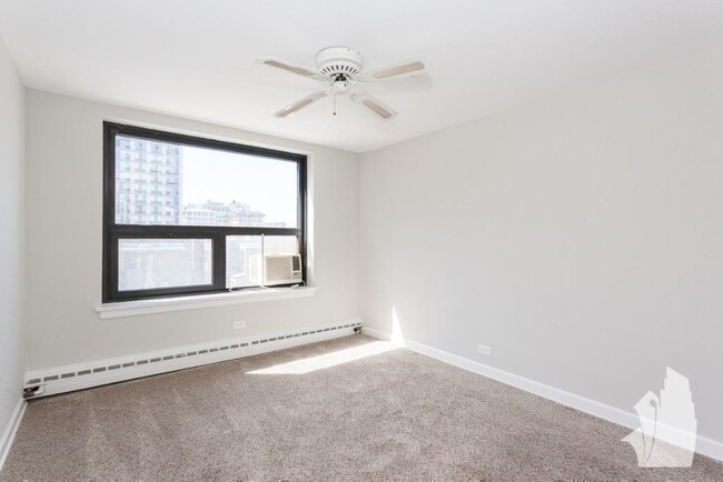 Foto del edificio - 1 bedroom in Chicago IL 60657