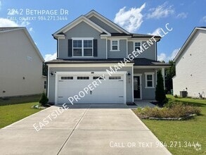 Building Photo - 2242 Bethpage Dr