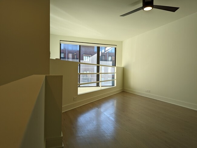 Building Photo - 939 W Grace St