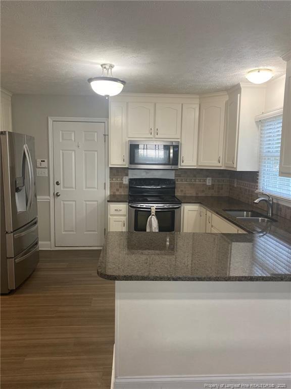 Building Photo - 2904 Franzia Dr