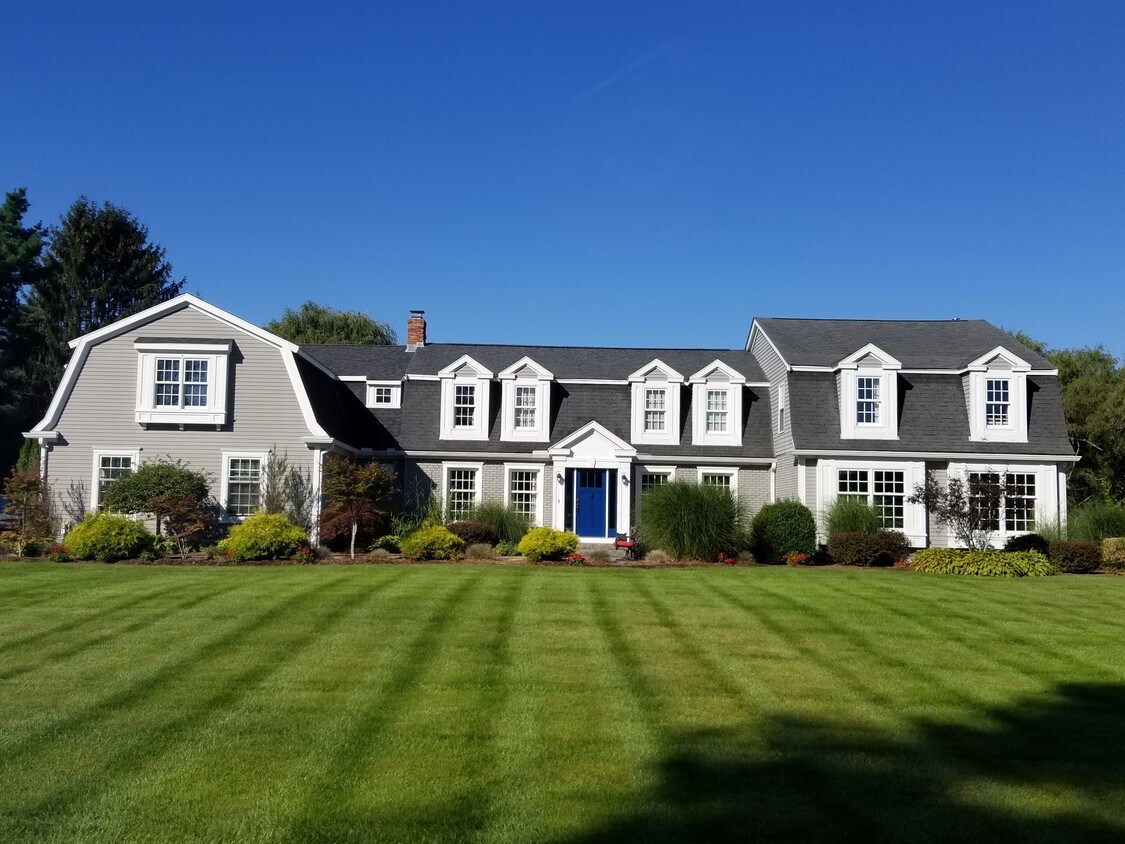 17 Parkerville Rd, Southborough, MA 01772 House for Rent in