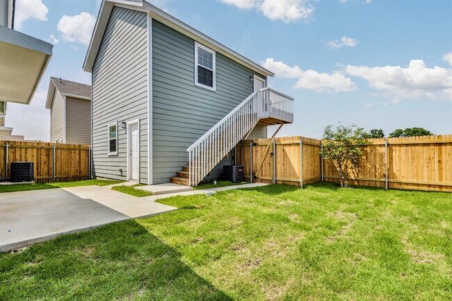 Foto del edificio - 1628 Arbor Knot Dr