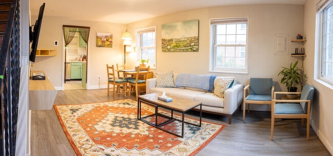 Photo - 2327 Glendale Terrace Townhome