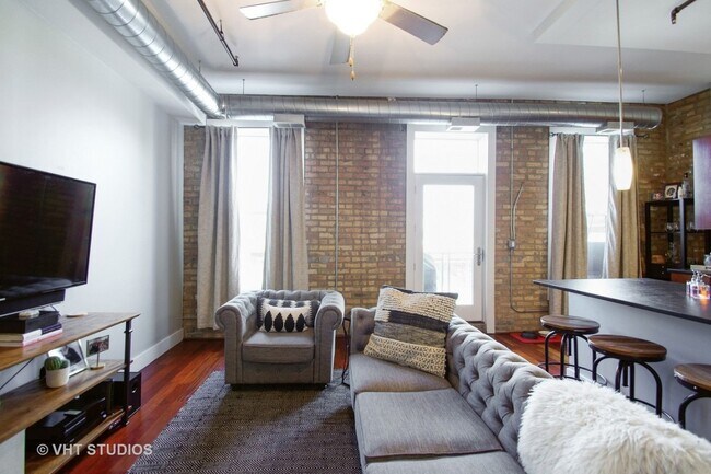 Foto del edificio - 3133 N Lakewood Ave