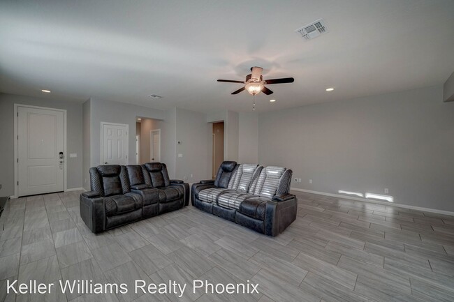Foto del edificio - 7636 W Quail Track Dr