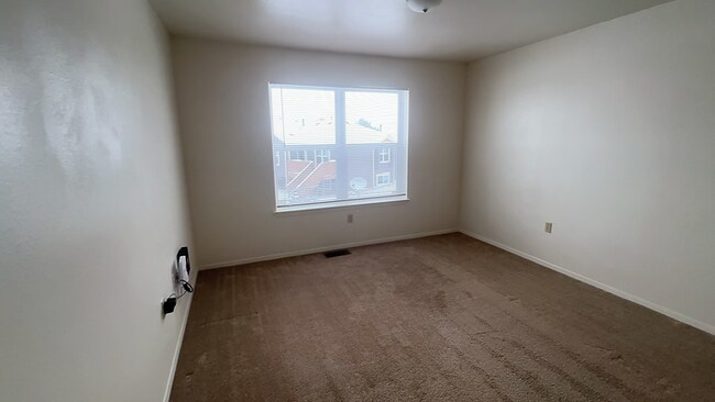 Building Photo - 1316 Dakota Dr