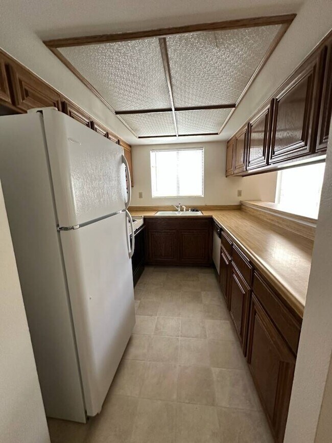Foto del edificio - 769 Birchpark Cir