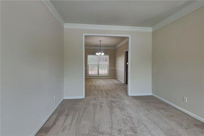 Building Photo - 500 Cottonwood Close
