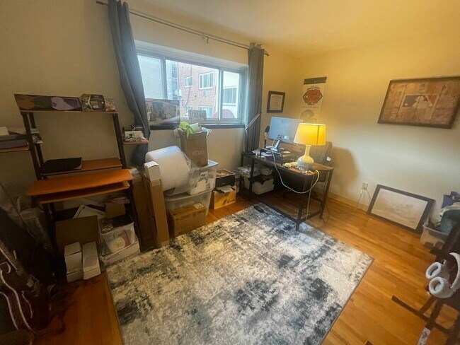 Foto del edificio - 245 Kelton St