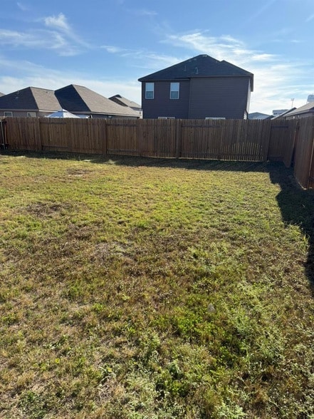 Foto del edificio - 14325 Boomtown Wy