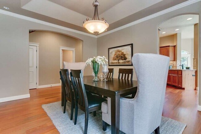 Foto del edificio - Luxury 4 Bed, 3.5 Bath Home | 4-Car Garage | Resort-Style Amenities