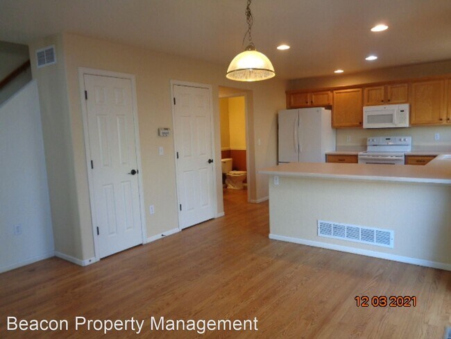 Building Photo - 3 br, 2.5 bath House - 10375 Ravenswood Ln