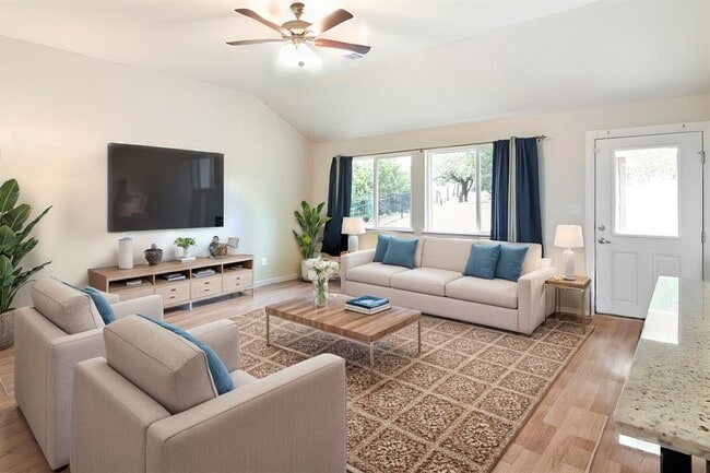 Building Photo - 21102 Niagara Cove