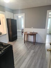 Building Photo - 68 Beach Rd