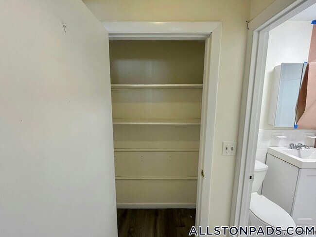 Foto del edificio - 26 Allston St