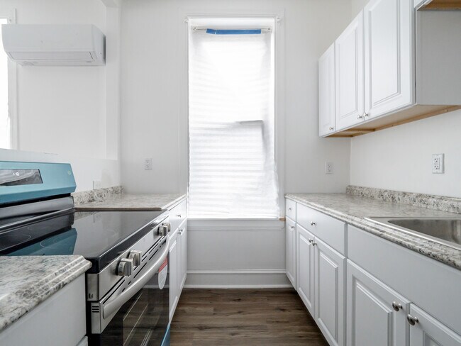 Kitchen - 2957 N 8th St