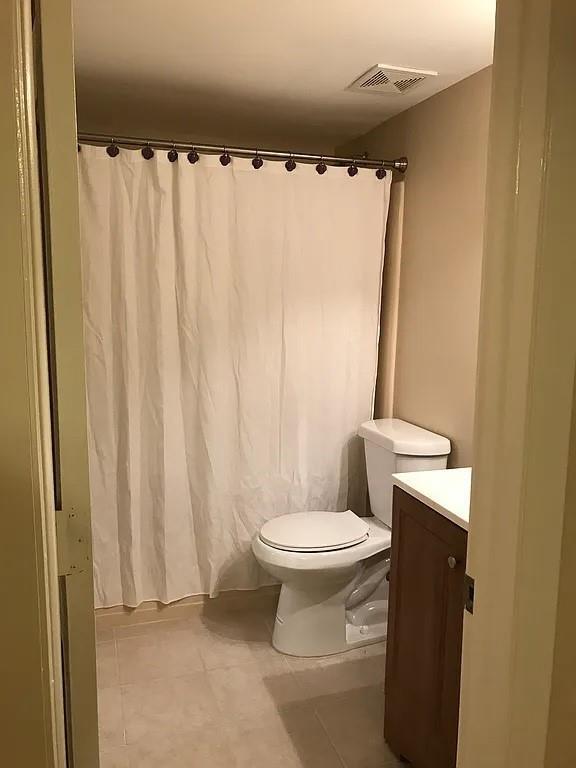 Foto del edificio - 6031 Shakerwood Cir