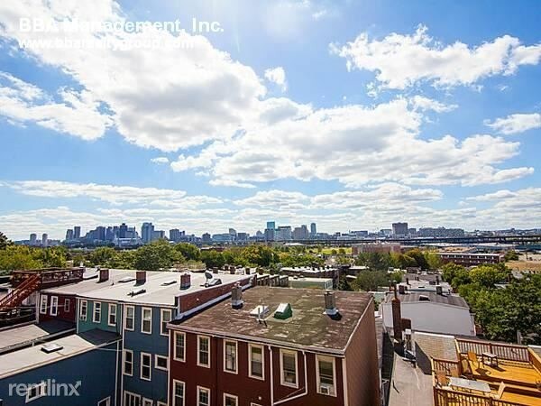 Building Photo - 3 br, 3 bath  - 380 Bunker Hill St # 3A