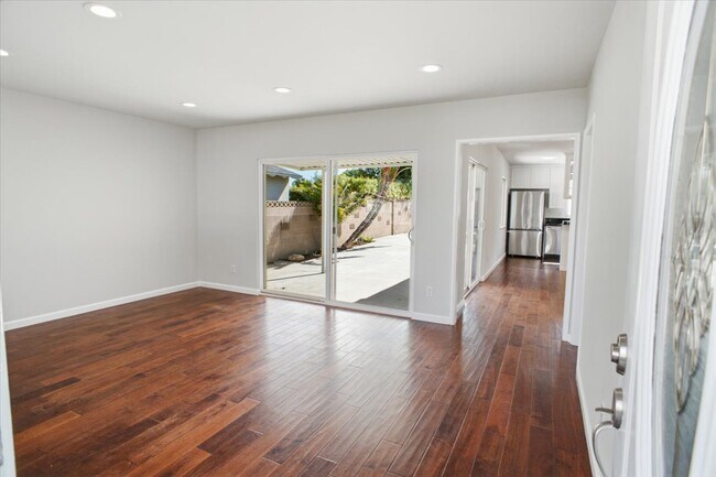 Foto del edificio - 7737 Minstrel Ave