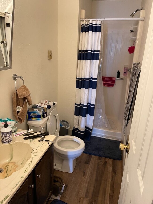 Building Photo - 141 W High St