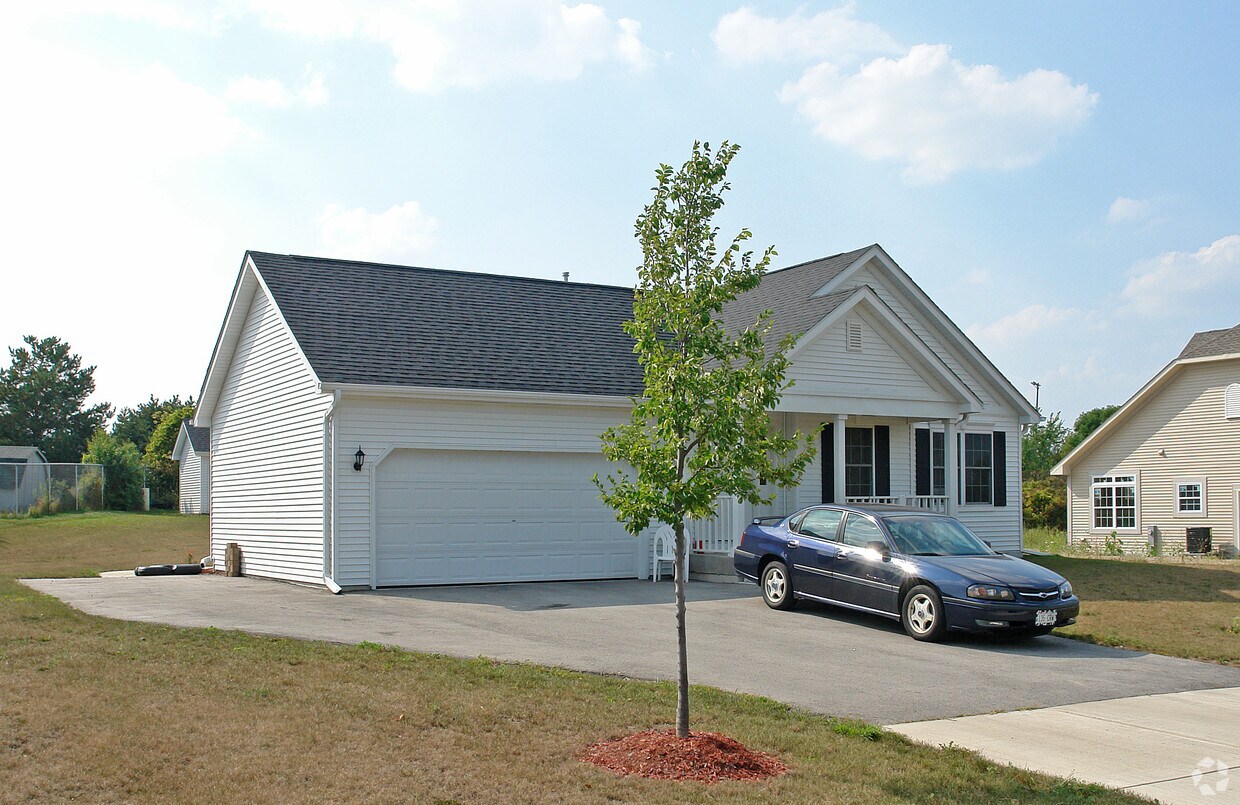 1790 Shumann Dr, Union Grove, WI 53182 1790 Shumann Dr Union Grove