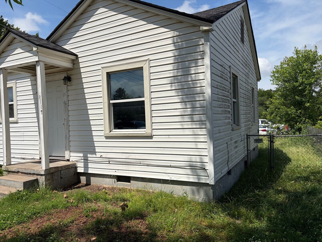 Building Photo - 1117 N 32nd St