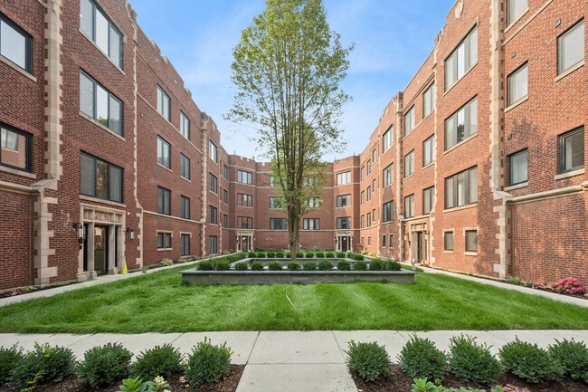 Building Photo - 1335 W Estes Ave