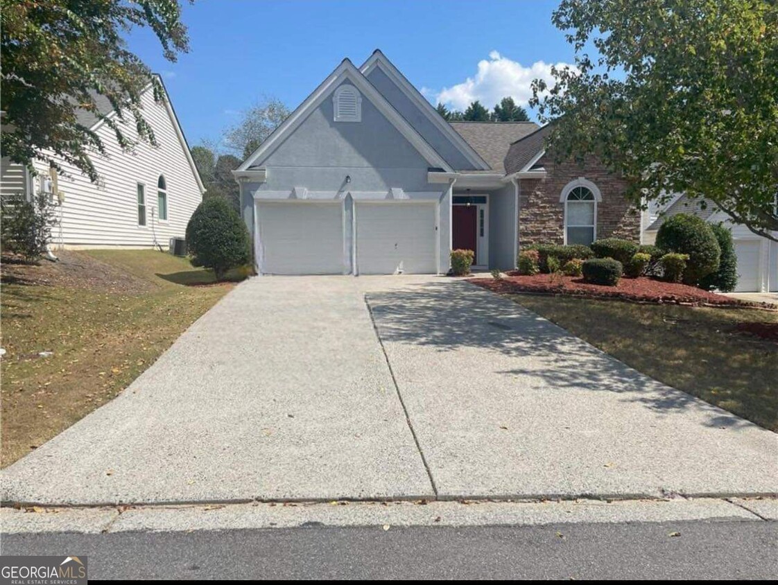 Primary Photo - 140 Aven Ct