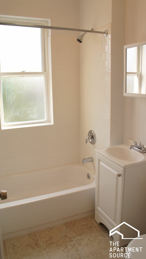 Foto del edificio - 2917 W George St