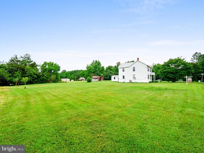 Building Photo - 356 Cropp Rd