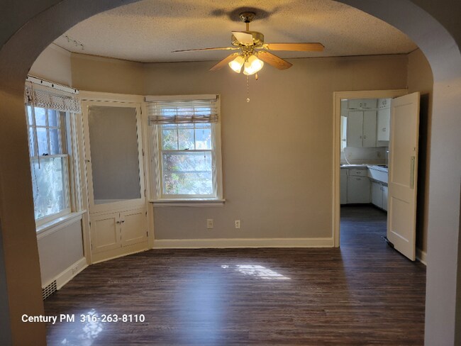 Foto del edificio - 3419 Edgemont St