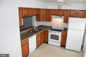 Building Photo - 6738 Killdeer Ct