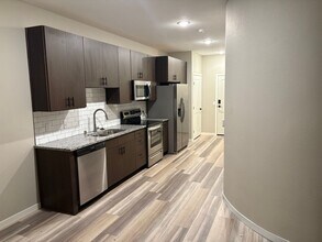 Interior Photo - The Overlook at Crystal Lake