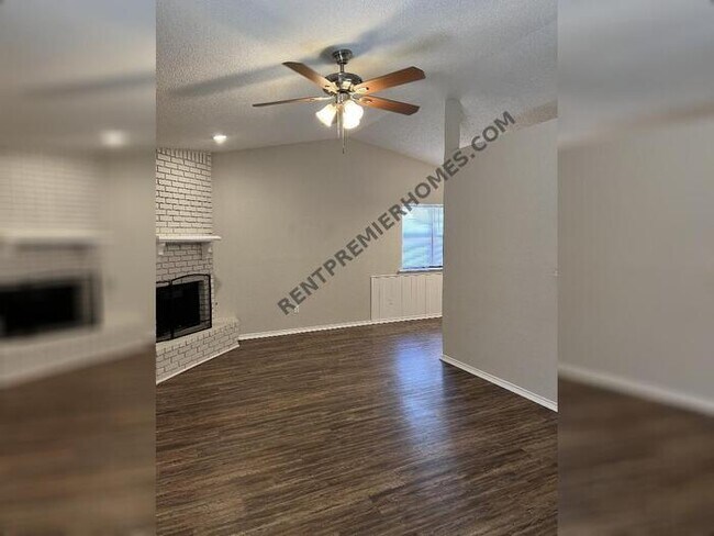 Foto del edificio - 2140 Harbor Dr