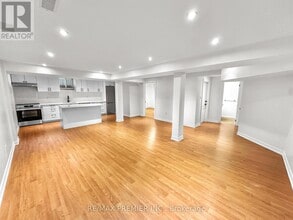 Building Photo - 277 Springside Rd