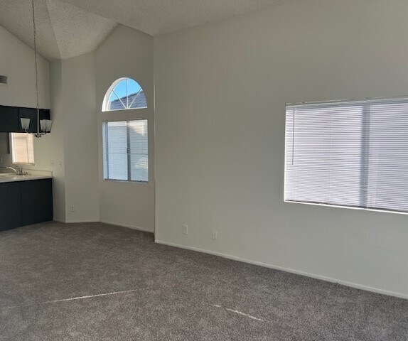 Foto del edificio - 20321 Rue Crevier