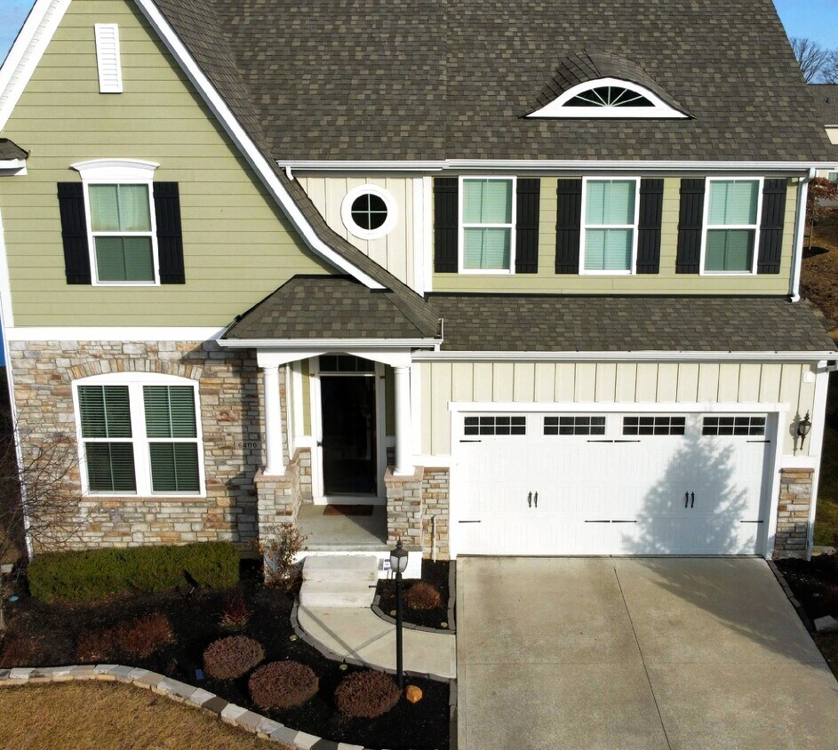 Primary Photo - 6400 Brandon Dr