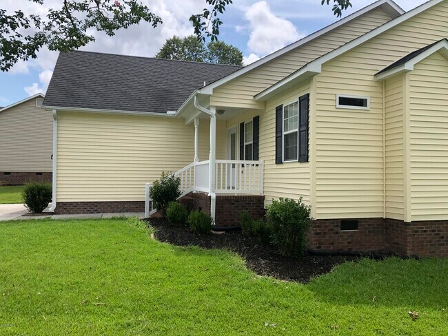Foto del edificio - 209 Canterwood Ln