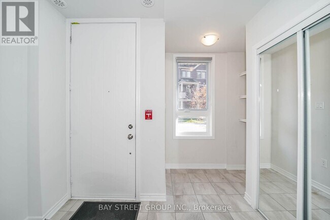 Building Photo - 12 Adam Sellers St