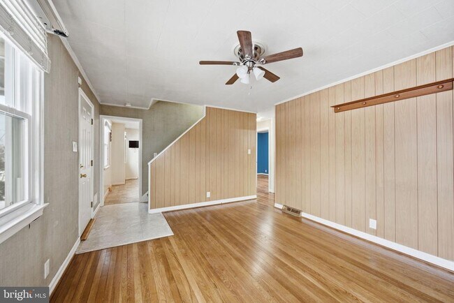 Foto del edificio - 3413 Yardley Dr