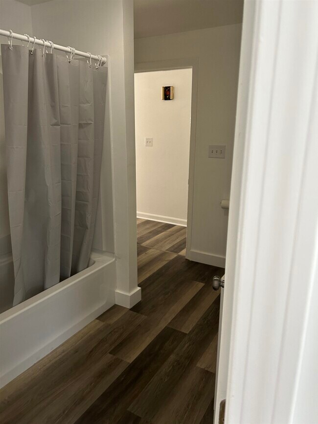 Foto del edificio - 87 N High St