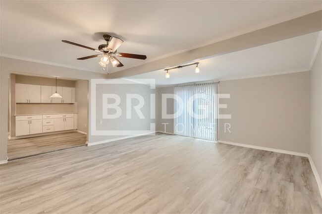 Foto del edificio - 2933 Deep Valley Trail