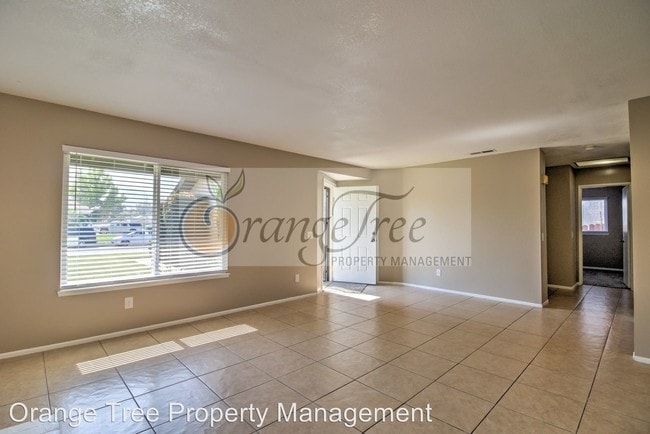 Building Photo - 3 br, 2 bath House - 2307 Riverwood Dr.