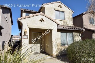 Building Photo - 10610 E Pleasant Pasture Dr